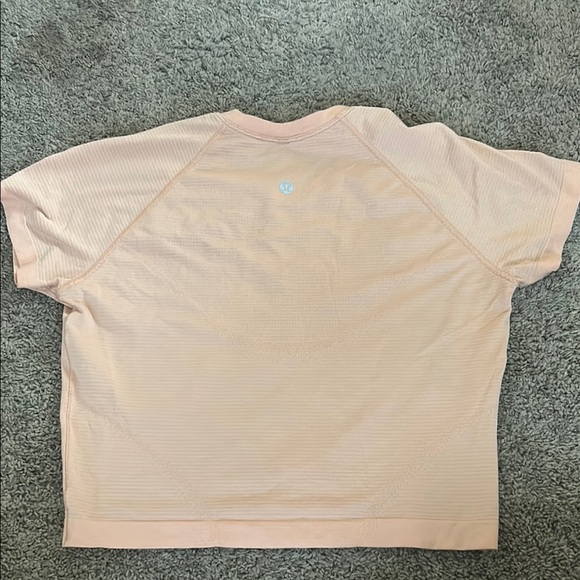 Swiftly Tech Cropped Short-Sleeve Shirt 2.0 size 8 - Picture 5 of 5